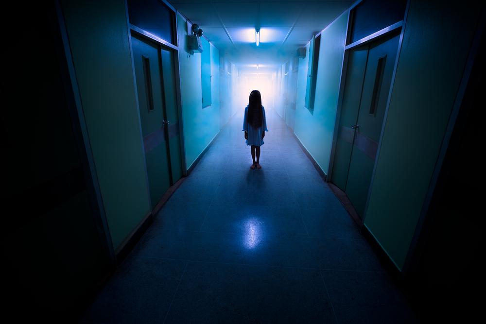 bad drems empty dark hallway 