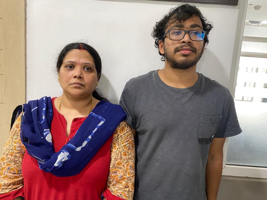 malavika with son 