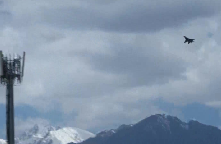 Apache Helicopters: India Ramps Up Military Presence In Ladakh, Backed Up By MiG-29 Fighter Jet