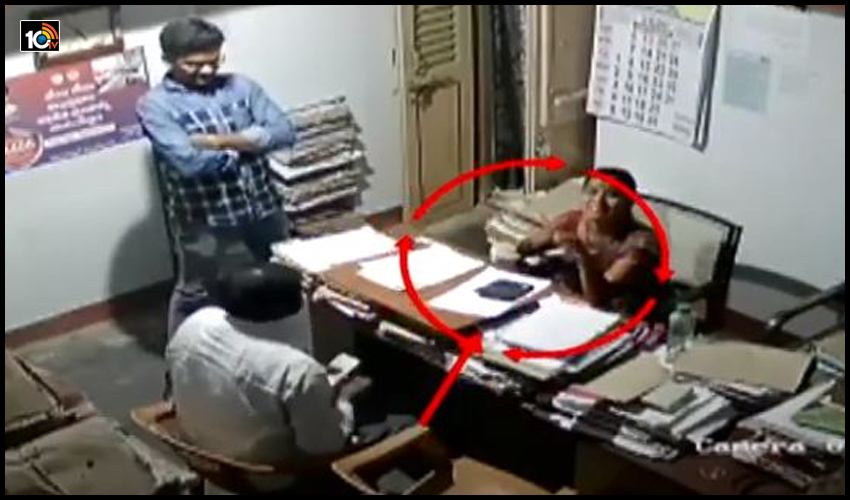 https://10tv.in/andhra-pradesh/cctv-camera-captures-bribe-taking-officer-185306.html