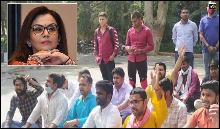 https://10tv.in/national/nita-ambani-as-visiting-faculty-bhu-reliance-say-no-as-students-protest-202735.html