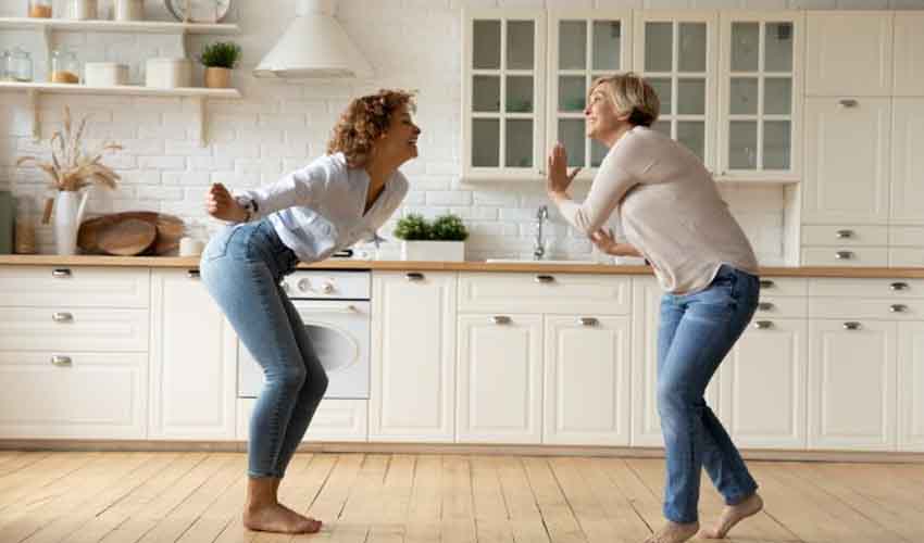 https://10tv.in/latest/dancing-improves-cholesterol-and-fitness-in-postmenopausal-women-257060.html