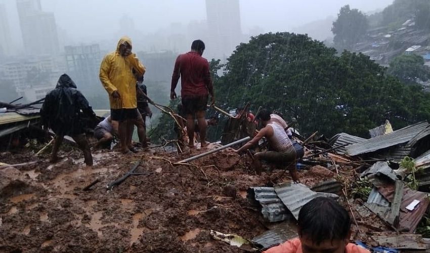 https://10tv.in/national/5-die-in-landslide-triggered-building-collapse-in-thanes-kalwa-252353.html