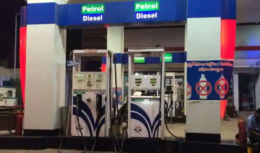 Petrol And Diesel : స్థిరంగా చమురు ధరలు, హైదరాబాద్‌‌లో లీటర్ పెట్రోల్ రూ. 108