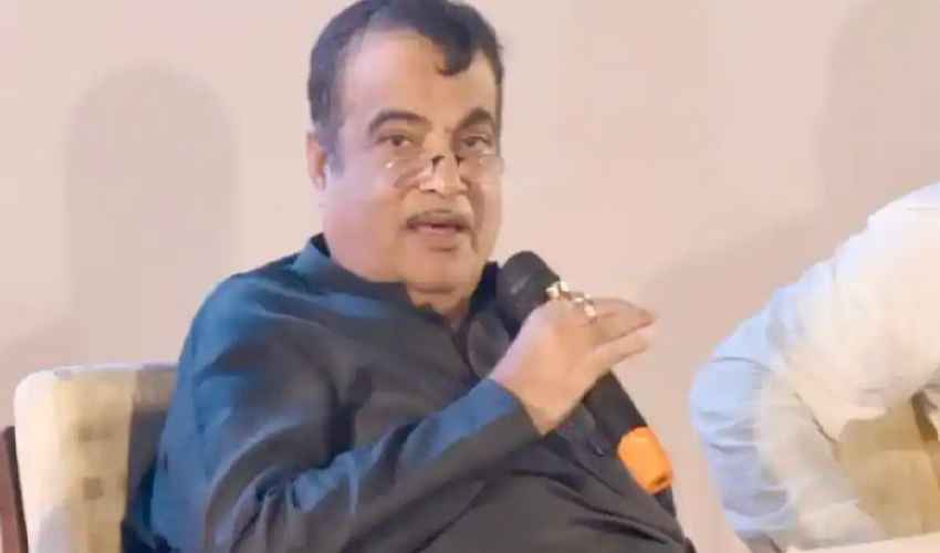 https://10tv.in/national/i-get-rs-4-lakh-royalty-per-month-fron-youtube-for-lecture-videos-union-minister-nitin-gadkari-277414.html
