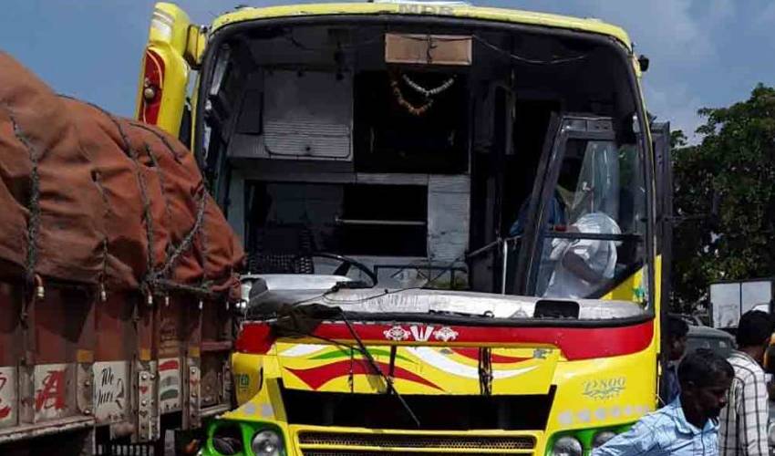 https://10tv.in/telangana/bus-dashed-to-lorry-in-mancherial-district-316109.html