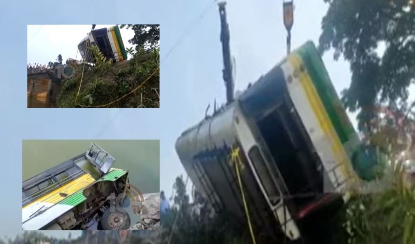 https://10tv.in/andhra-pradesh/officials-extracted-bus-from-jalleru-stream-in-west-godavari-330363.html