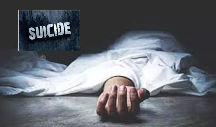 https://10tv.in/telangana/baby-mother-commits-suicide-at-godavarikhani-government-hospital-in-peddapalli-district-338377.html