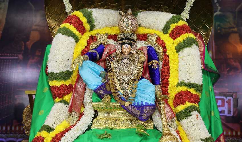 Tiruchanoor : పెద్దశేష వాహనంపై శ్రీ ప‌ద్మావ‌తి అమ్మవారు | Tiruchanoor