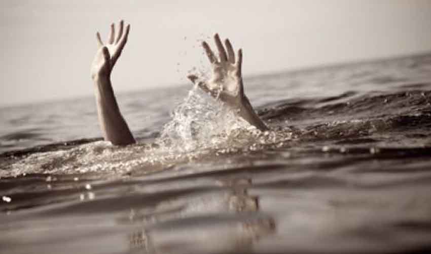 https://10tv.in/crime/man-jumps-into-river-during-video-call-in-west-bengal-jalpaiguri-324354.html