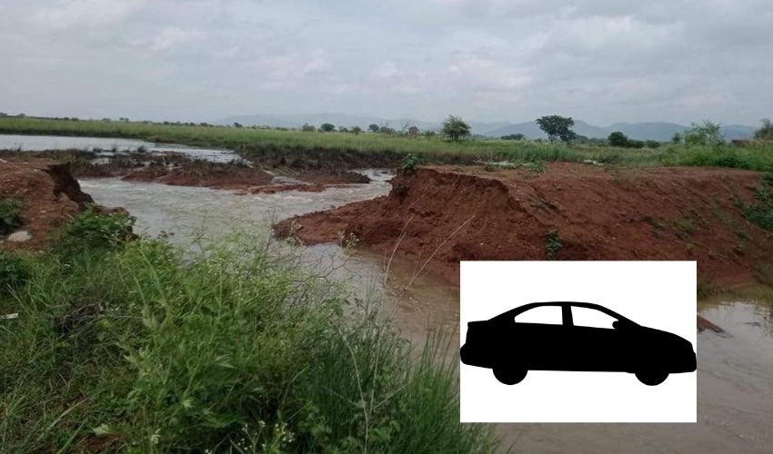 https://10tv.in/andhra-pradesh/the-car-crashed-into-a-ditch-in-anantapur-district-341606.html