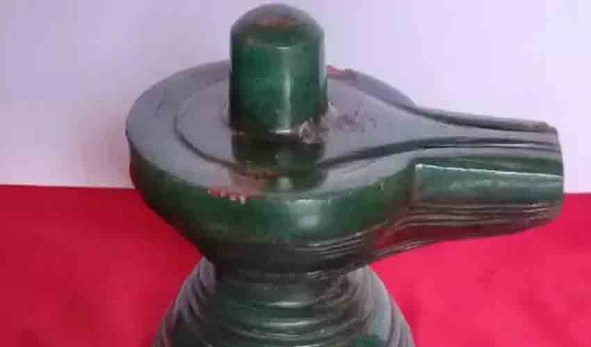 https://10tv.in/national/antique-emerald-lingam-worth-rs-500-cr-seized-from-tn-bizman-343777.html