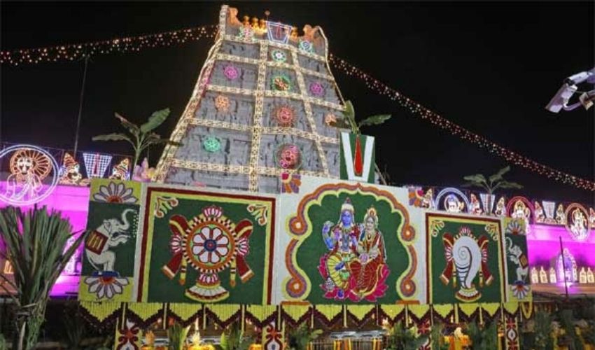 https://10tv.in/latest/mukkoti-ekadasi-celebrations-in-telugu-states-ap-and-telangana-351393.html
