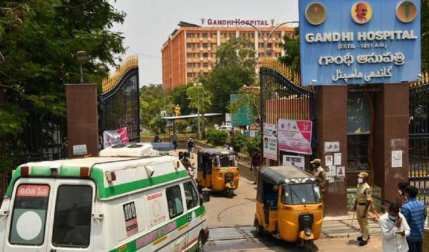 https://10tv.in/crime/unknow-covid-patient-commits-suicide-in-gandhi-hospital-355197.html