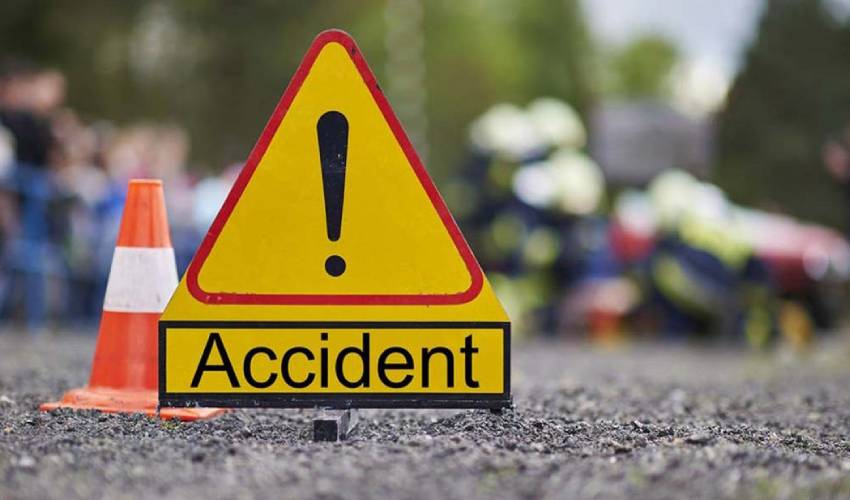 https://10tv.in/national/road-accident-in-jharkhand-six-members-died-eleven-members-injured-343403.html