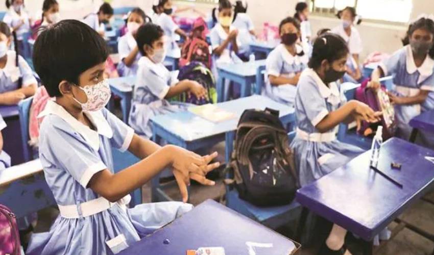 https://10tv.in/national/schools-in-maharashtra-to-reopen-from-today-357731.html