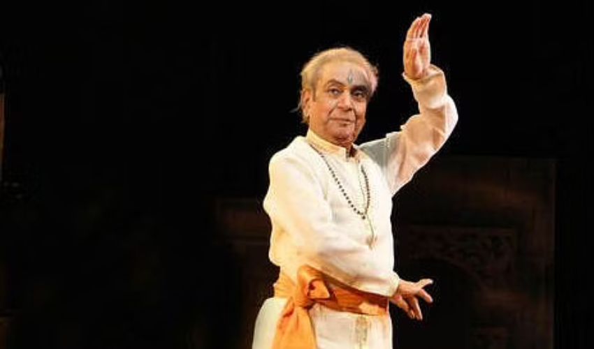 https://10tv.in/movies/famous-kathak-dancer-pandit-birju-maharaj-passed-away-353763.html