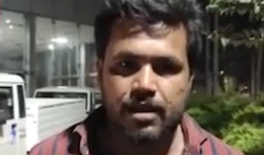 https://10tv.in/national/insulted-by-car-showroom-sales-man-karnataka-farmer-buys-car-with-in-one-hour-357732.html
