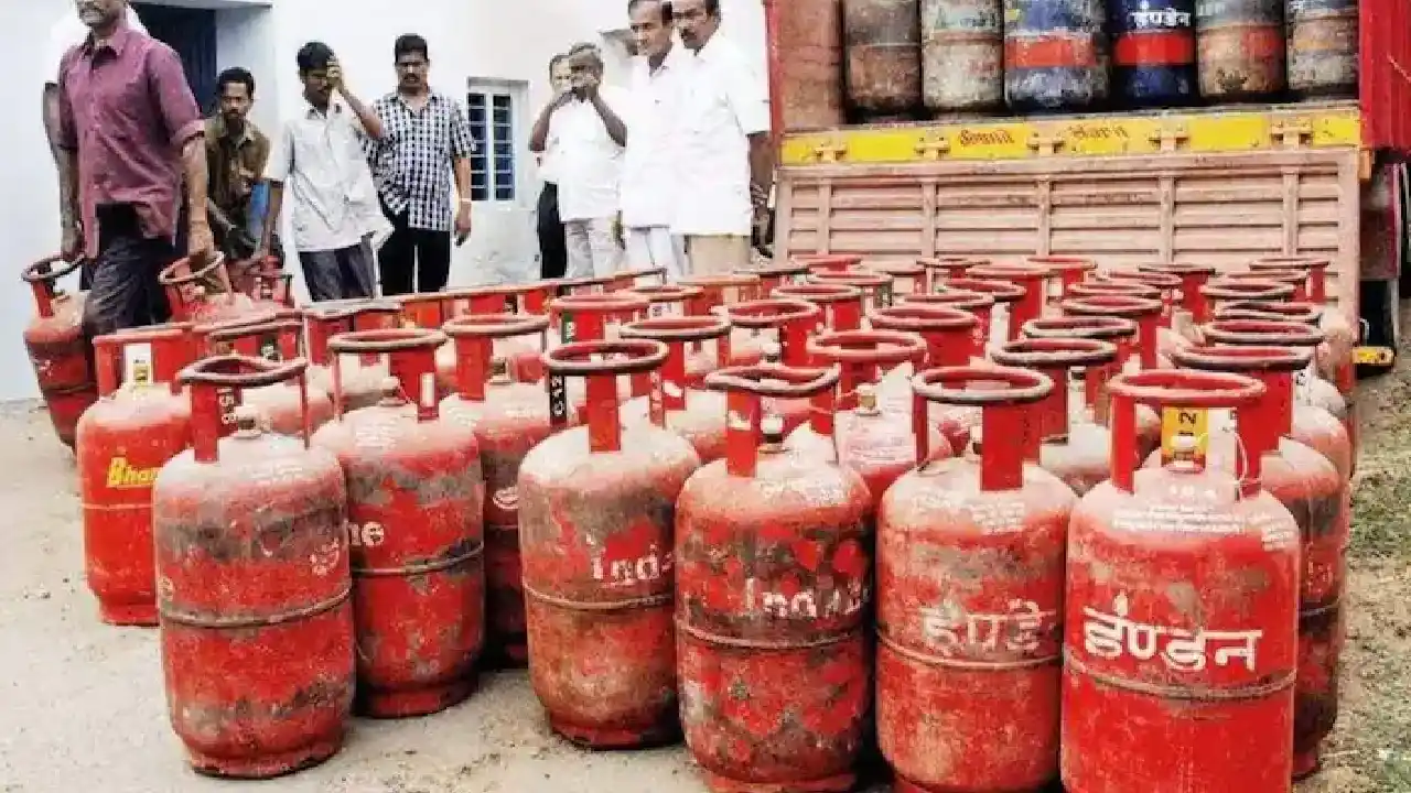 https://10tv.in/national/lpg-price-hiked-rs-50-per-cylinder-first-increase-since-october-394790.html