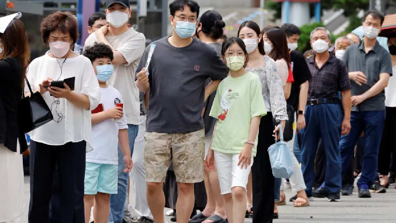 https://10tv.in/international/after-china-south-korea-facing-worst-covid-outbreak-391256.html