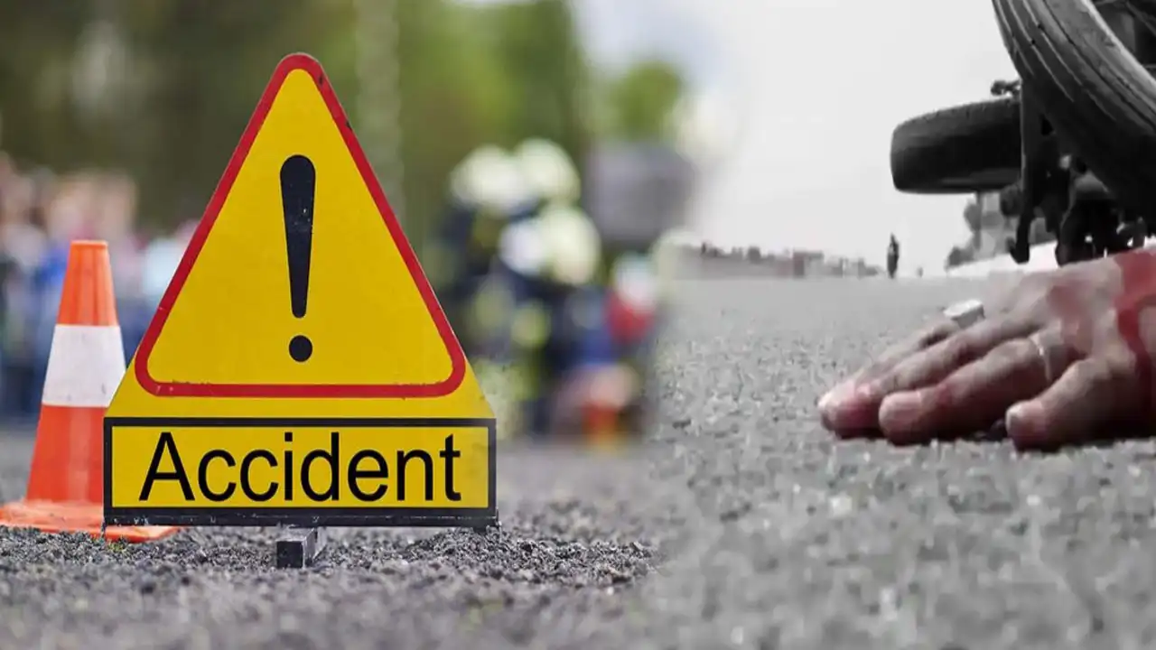 https://10tv.in/andhra-pradesh/four-dead-and-9-injured-in-an-accident-in-srikalahasti-414828.html