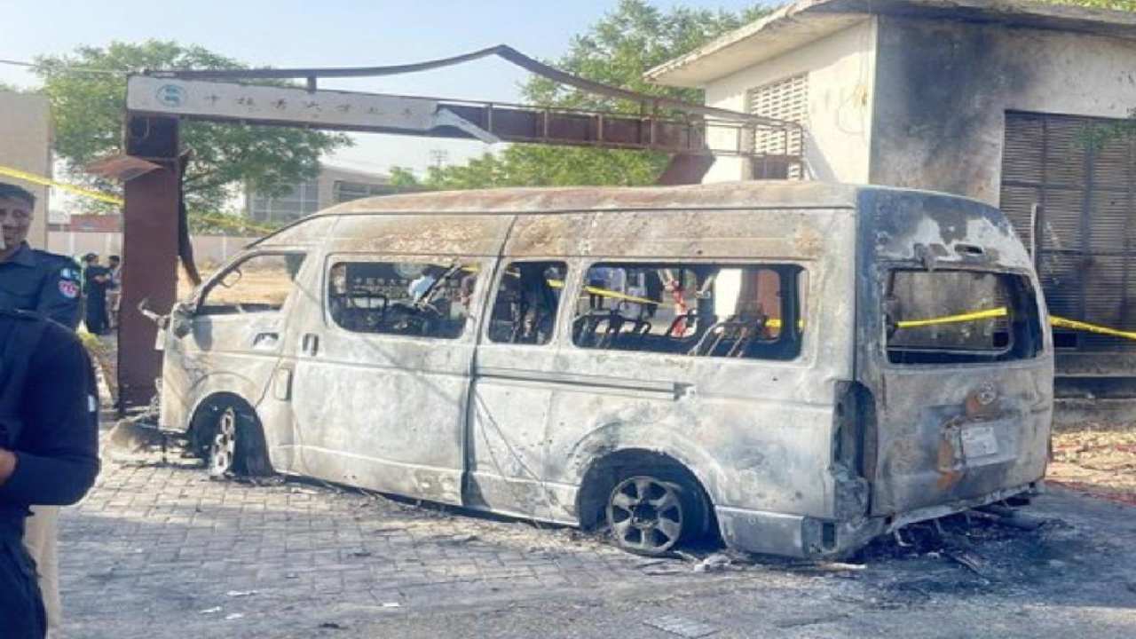 https://10tv.in/latest/4-killed-in-blast-inside-paks-karachi-university-415841.html