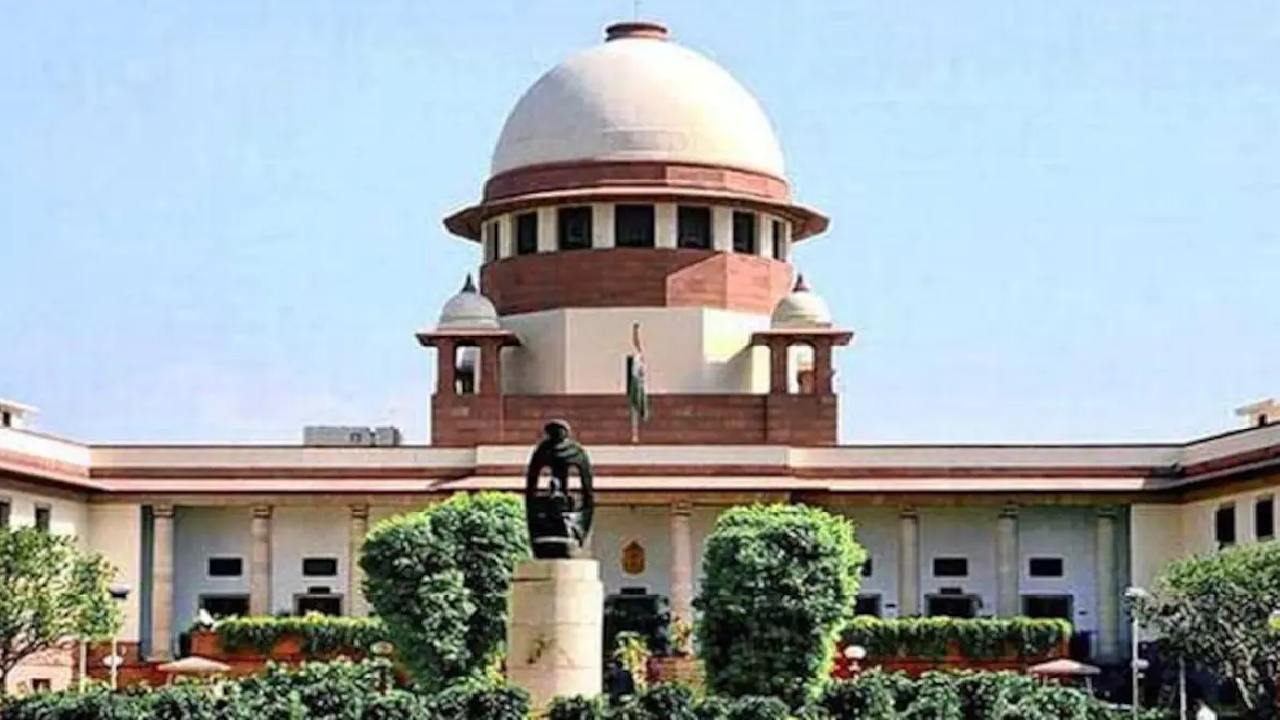 https://10tv.in/latest/maharashtra-shiv-sena-files-petition-on-supreme-court-454401.html