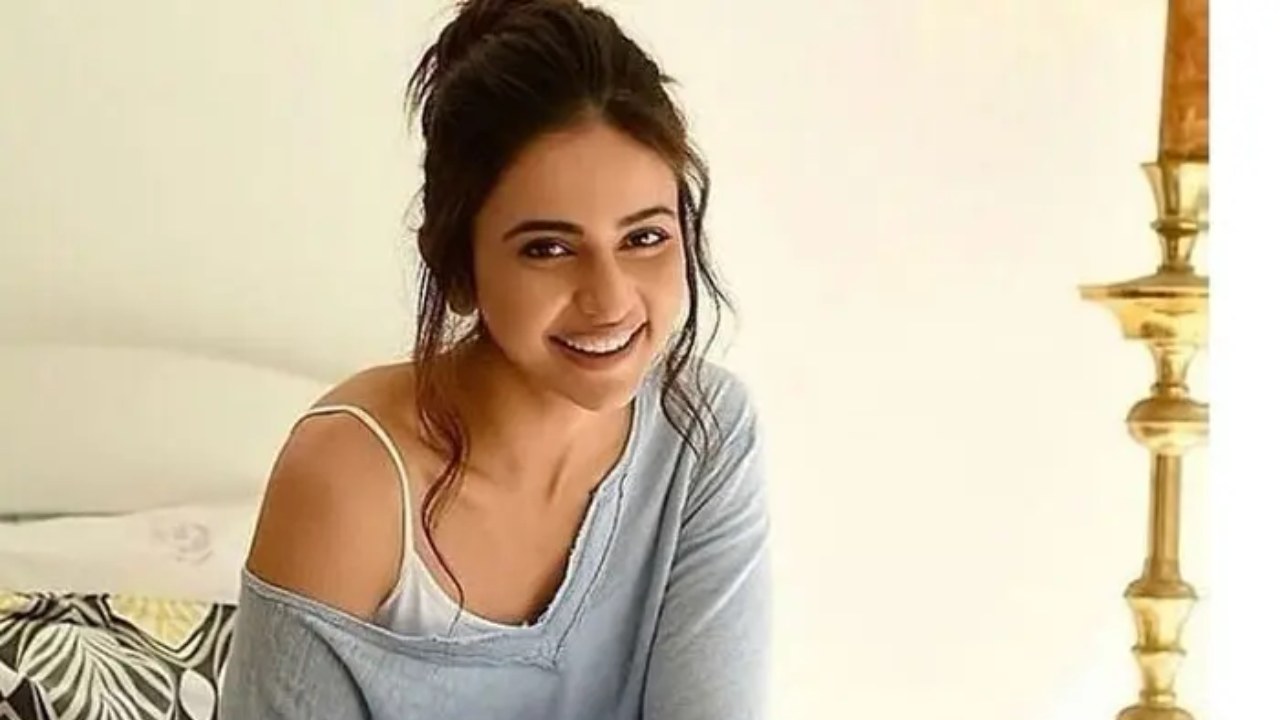 https://10tv.in/movies/rakul-serious-about-asking-her-marriage-question-410258.html
