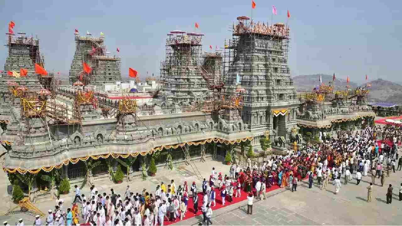 https://10tv.in/telangana/acquired-services-started-in-yadadri-main-temple-410233.html
