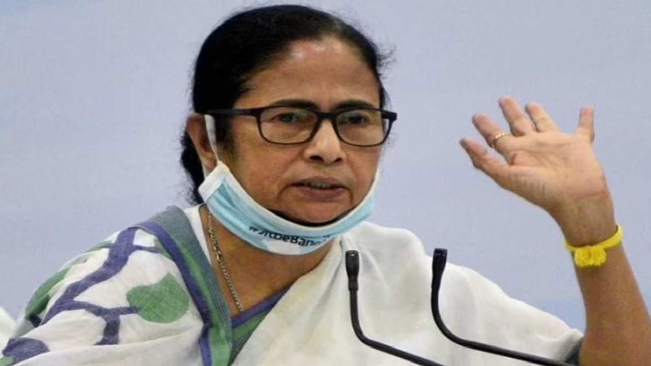 https://10tv.in/national/the-way-your-belly-is-growing-mamata-banerjees-exchange-goes-viral-436424.html