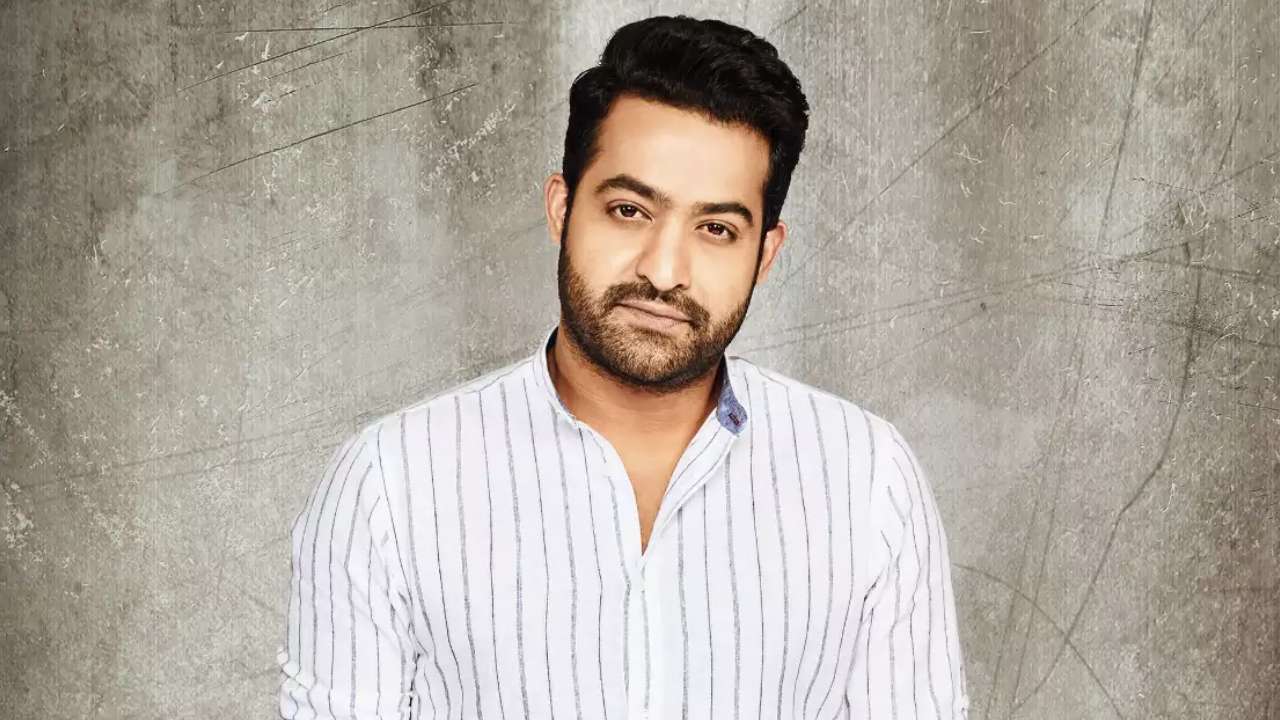 https://10tv.in/movies/ntr-to-change-look-for-koratala-siva-movie-421986.html