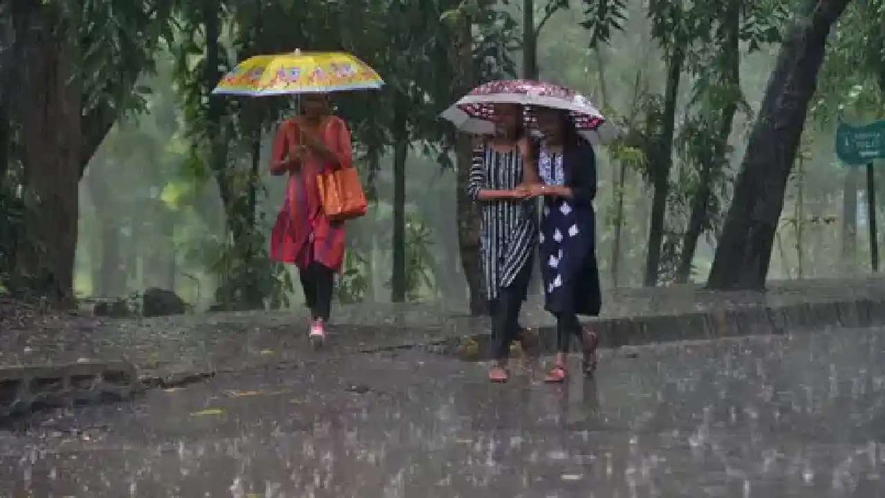 Rains In Telangana : రాగల మూడు రోజులు తెలంగాణలో వర్షాలు