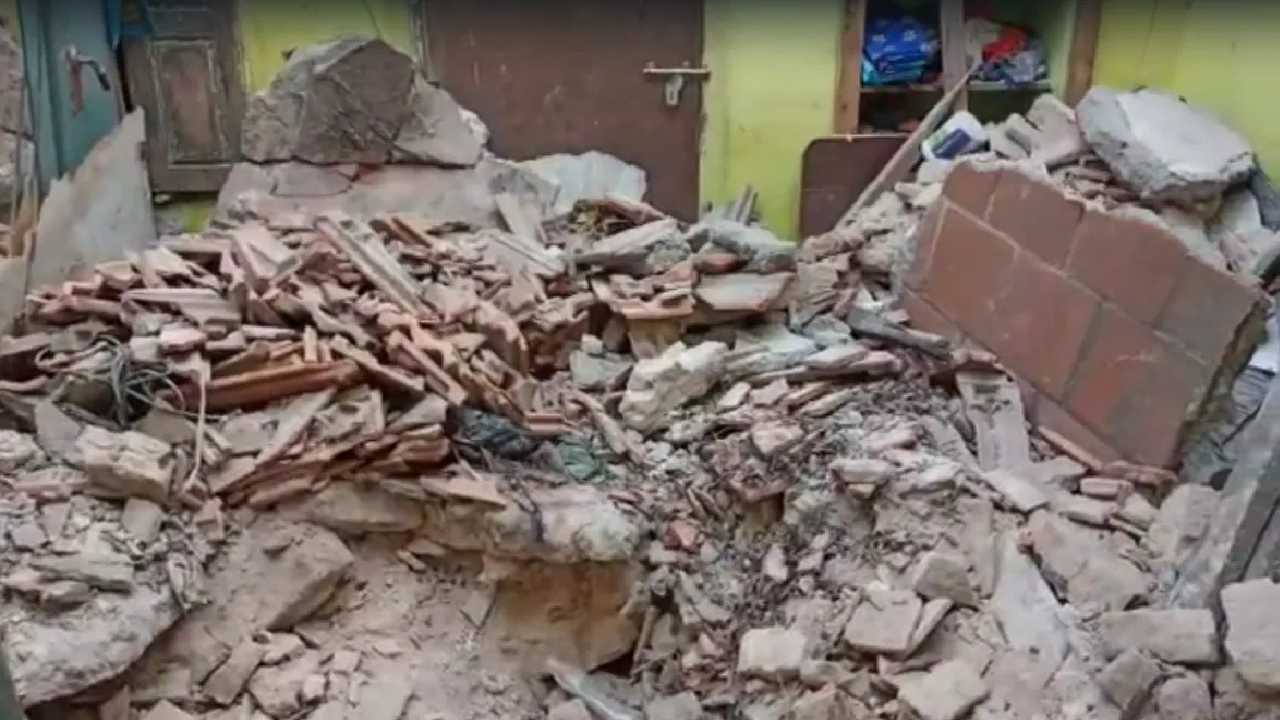 https://10tv.in/latest/pregnant-died-due-to-roof-of-house-collapses-in-tn-420228.html
