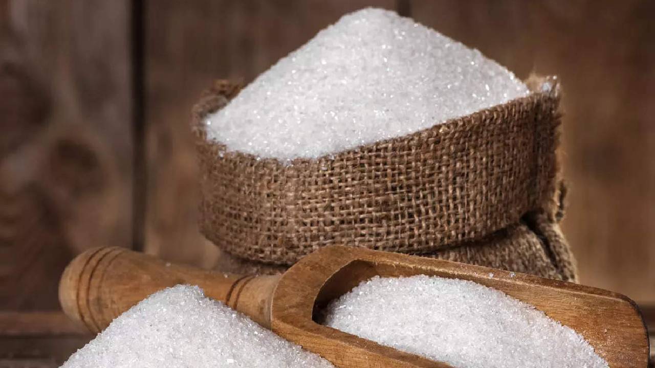 Sugar Exports: చక్కెర ఎగుమతులపై కేంద్రం నిషేధం