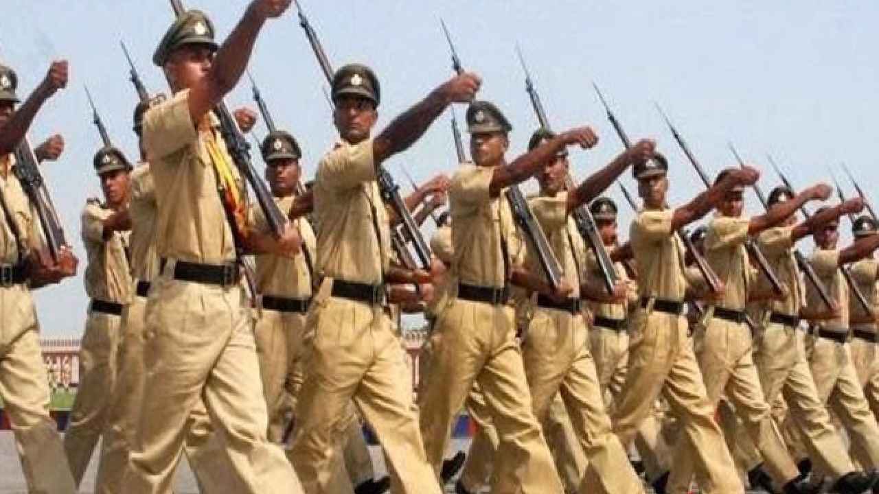 Telangana Police Recruitment : నిరుద్యోగులకు ప్రభుత్వం గుడ్‌న్యూస్, ఆ ఉద్యోగాలకు వయోపరిమితి పెంపు