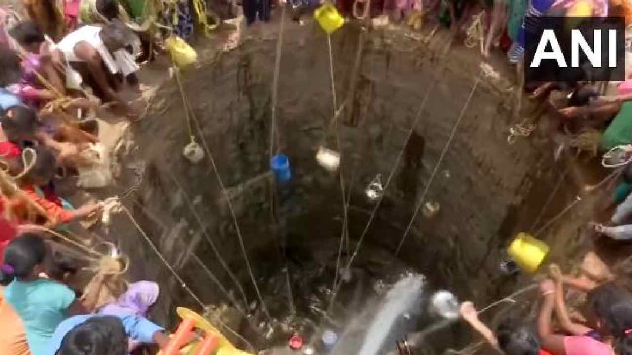 https://10tv.in/national/villagers-in-khadial-village-in-melghat-are-risking-their-lives-for-a-bucket-of-water-442315.html