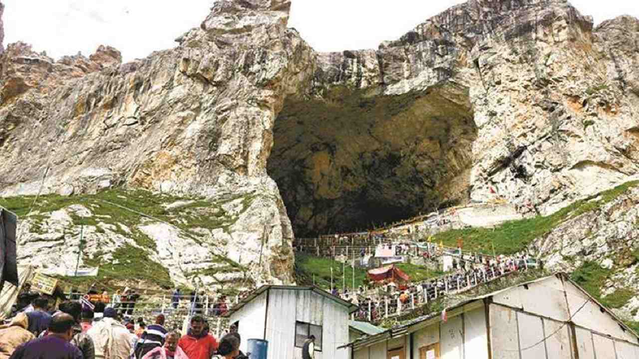 https://10tv.in/latest/amarnath-yatra-begins-with-first-batch-of-pilgrims-452370.html