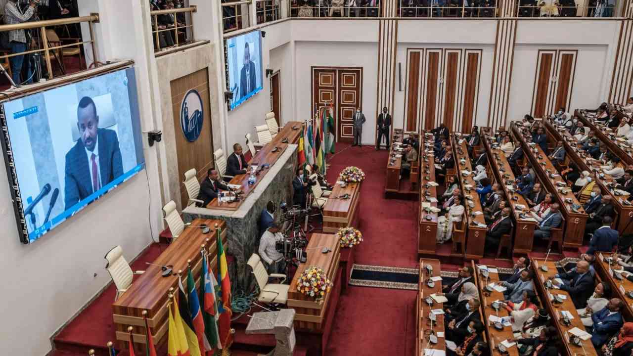 https://10tv.in/international/witnesses-say-more-than-230-killed-in-ethiopia-ethnic-attack-447344.html