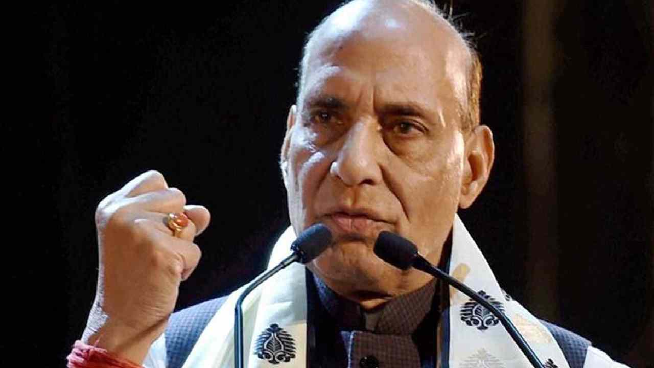 https://10tv.in/national/defence-minister-rajnath-singh-meets-the-three-services-chiefs-today-amid-agnipath-protests-447050.html