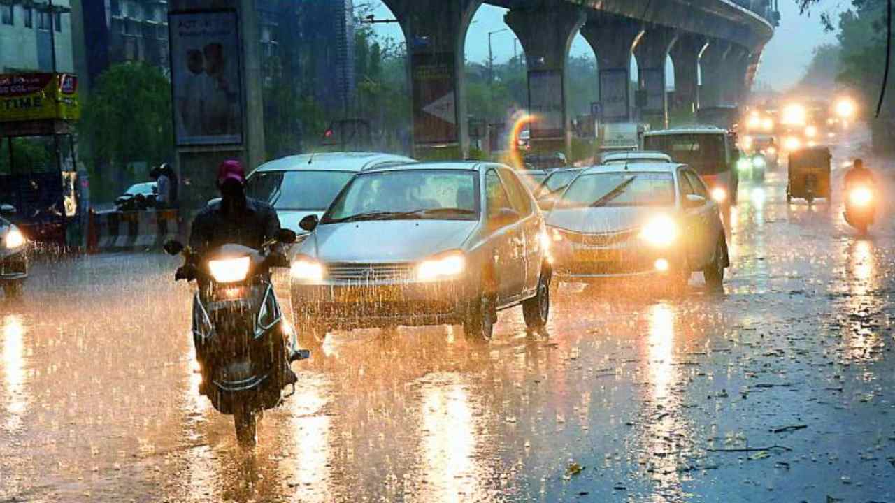https://10tv.in/telangana/chance-of-heavy-rain-be-alert-authorities-warning-to-city-peoples-447696.html