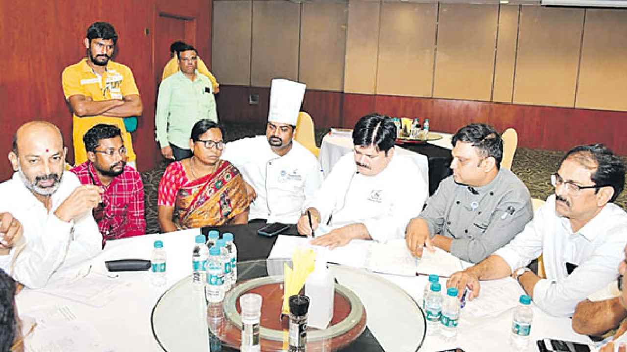 https://10tv.in/latest/telangana-food-items-will-prepare-for-bjp-meeting-in-hyderabad-452293.html