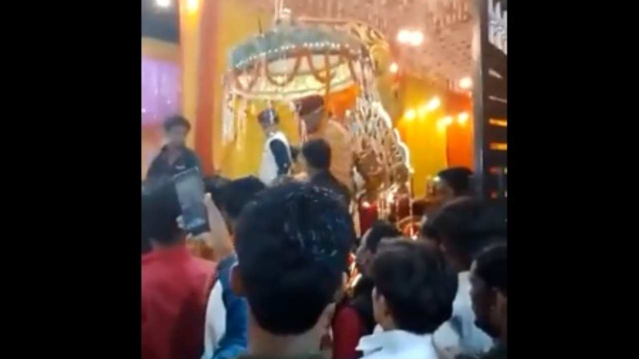 https://10tv.in/latest/on-camera-groom-kills-friend-in-celebratory-firing-at-wedding-procession-uttar-pradesh-449074.html