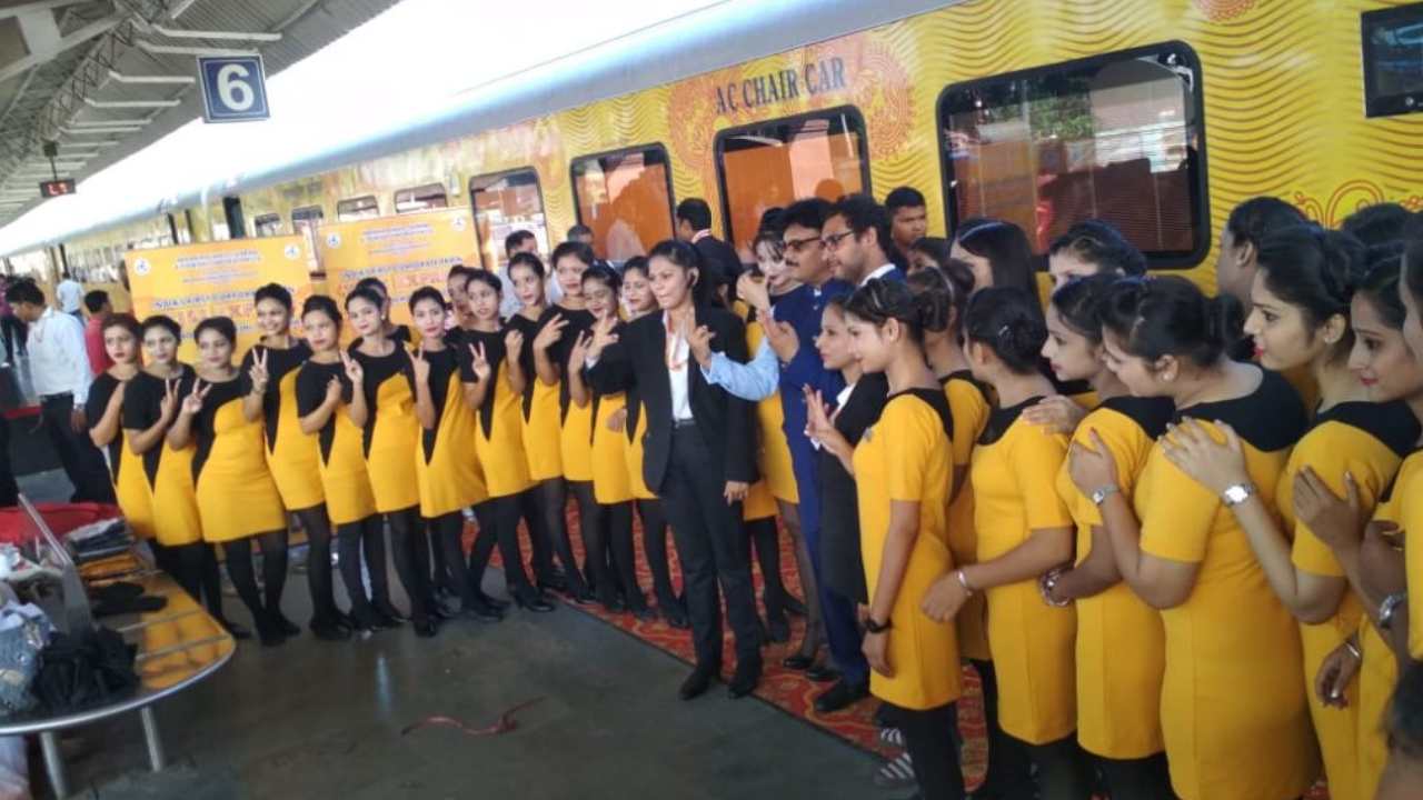 https://10tv.in/latest/private-train-flagged-off-from-tamilanadu-444858.html