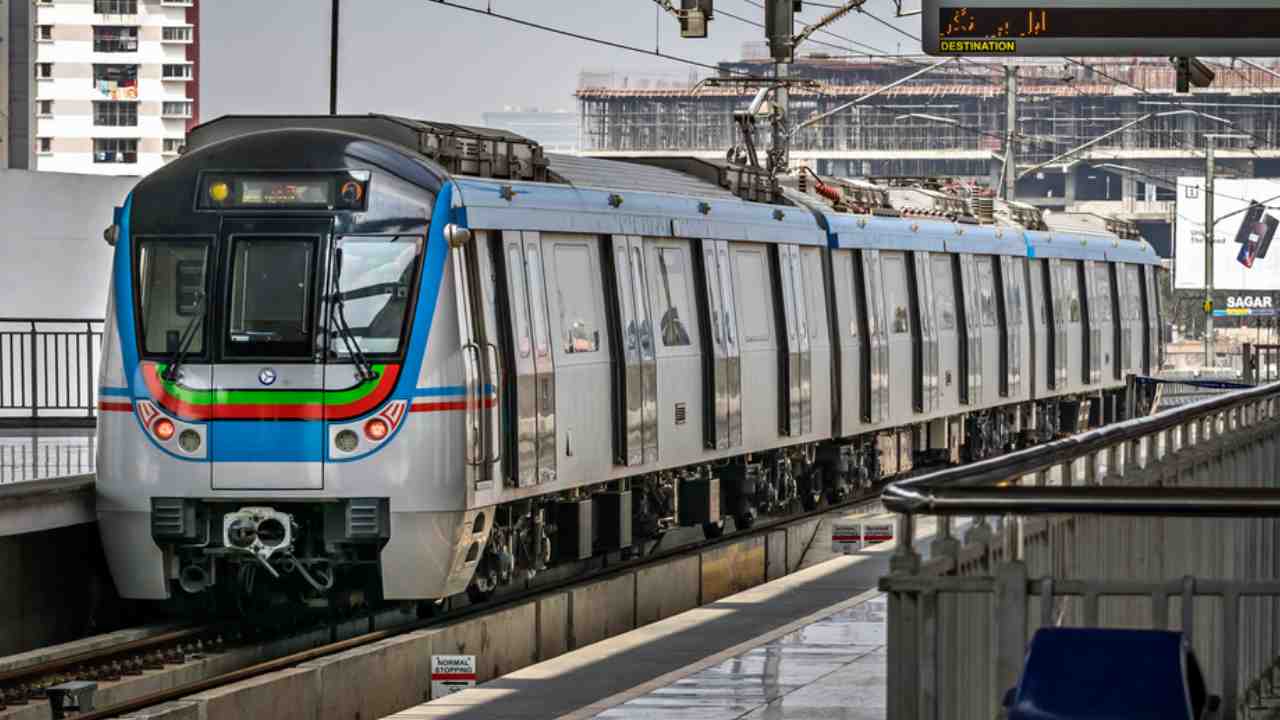 https://10tv.in/telangana/metro-services-will-be-closed-at-those-three-stations-453906.html