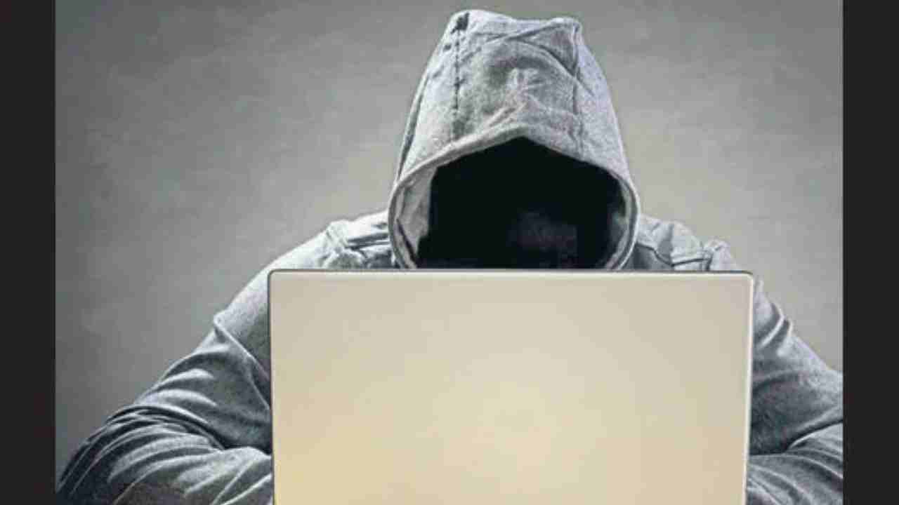 Cyber Fraudster: ఆన్‌లైన్‌లో బర్త్‌డే కేక్ ఆర్డర్ చేసి రూ.1.67లక్షలు పోగొట్టుకున్న మహిళ