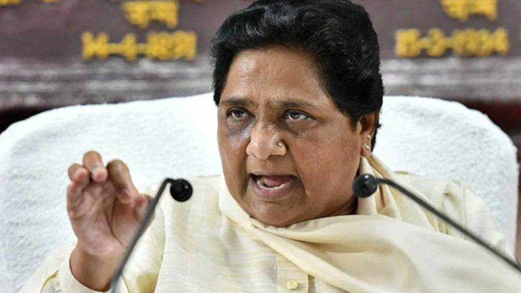 Mayawati is the counter to SP leader Maurya on badrinath temple remark