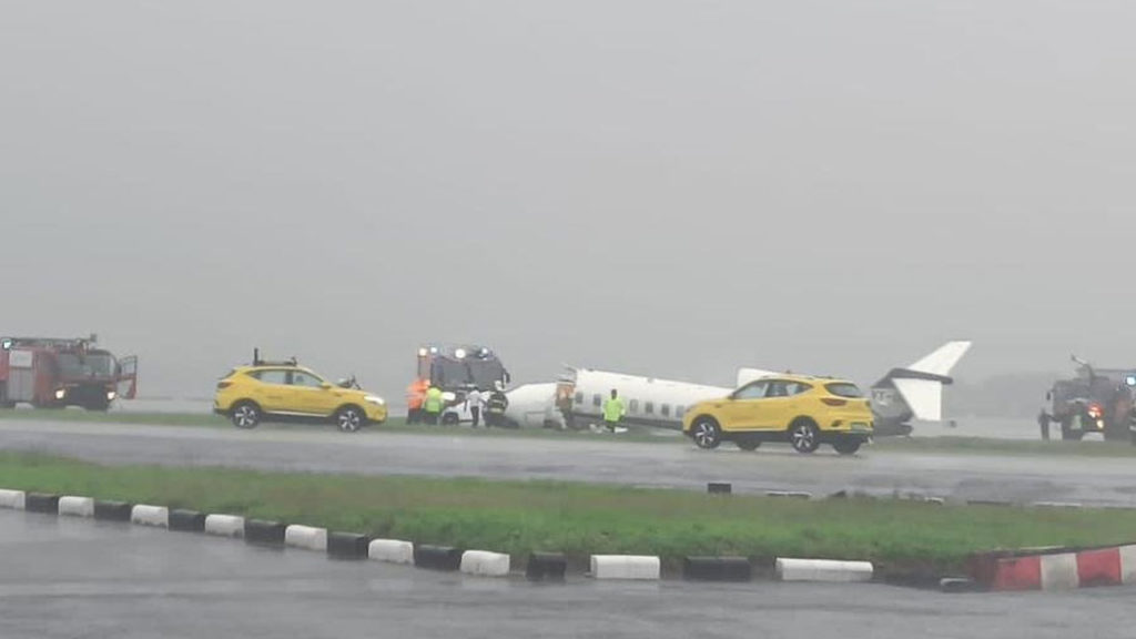 Chartered plane crashes skids on runway breaks into two parts at Mumbai airport